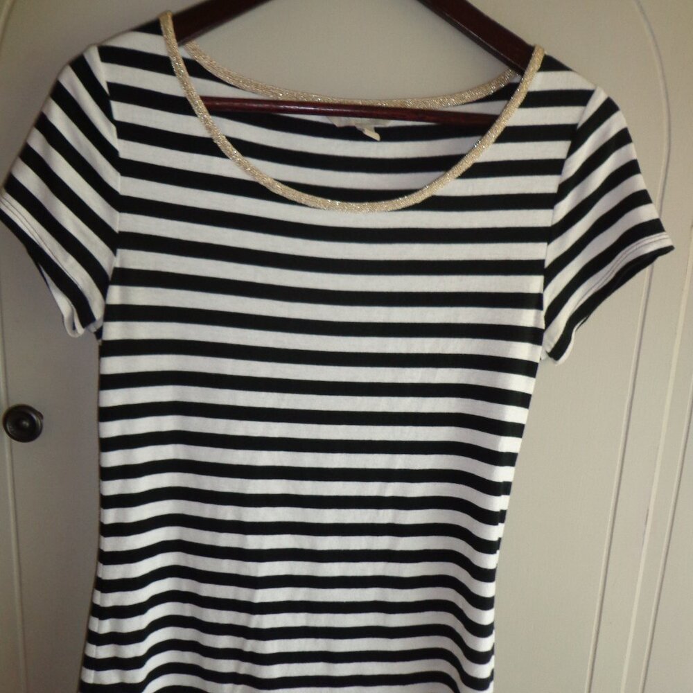 NWOT Banana Republic Striped Tee S Black/White/Metallic Gold Cap Sleeves